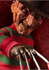 NIGHTMARE ON ELM STREET - MEGA TALKING FREDDY [FIGURE]